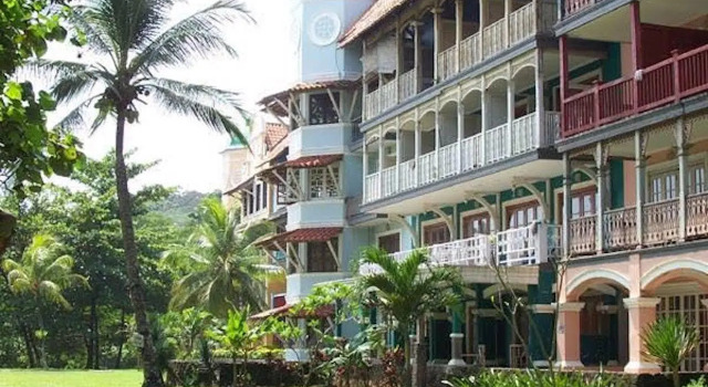 Kondominium Pantai Carita Utara 8330