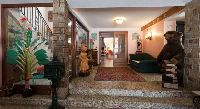 Hôtel Le Catala, Book Hotel Hotels in Pyrenees National Park with Parking, Parking