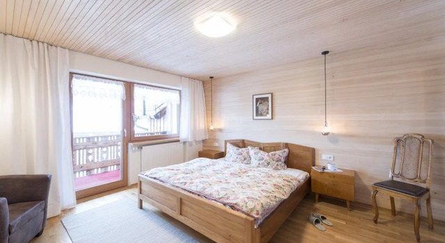 Appartements Christine, Rezerwuj Apartament Hotele w Bregenzerwald z parkingiem, Parking