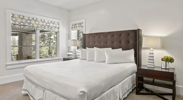 6977 Silver Lake Drive - 5 Bedroom Private Home with Hot Tub by Deer Valley Resort, Varaa Lomakeskus Deer Valley 