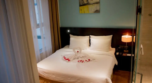 Двухместный номер Deluxe с балконом Sofia Suite Hotel & Spa Da Nang