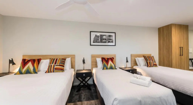 Четырёхместный номер Deluxe AVENUE MOTEL APARTMENTS