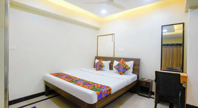 FabHotel Sheen Residences, Забронировать Отель Отели штата Махараштры 3 звезды, 3*