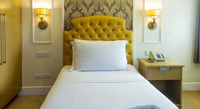 Hotel St Ellis