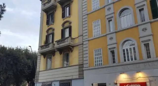 Romami, Забронировать Отель Отели Рима с парковкой, рядом с Piazza San Giovanni in Laterano, Парковка