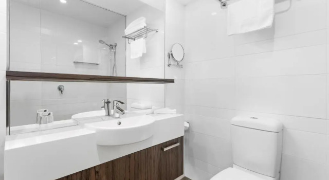 Трёхместный номер Deluxe Quality Hotel Taylors Lakes