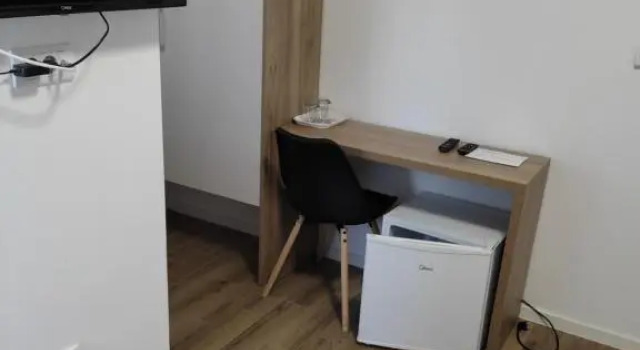 Apartman 25, Забронировать Апартаменты/квартира Отели Вождовац с парковкой, Парковка
