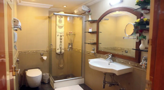 Номер Superior Lords Plaza, Surat