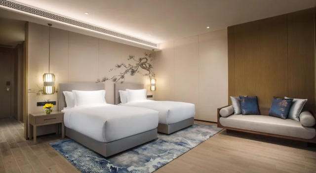 Двухместный номер Standard с балконом и с видом на сад Banyan Tree Anji