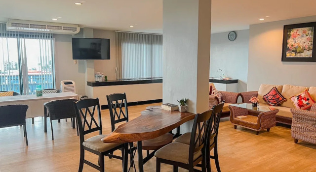 Номер Standard Пентхаус с балконом AVA SEA Resort Krabi, Ao Nang Beach