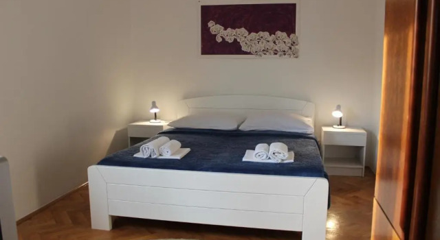 Студия Apartments Petrada