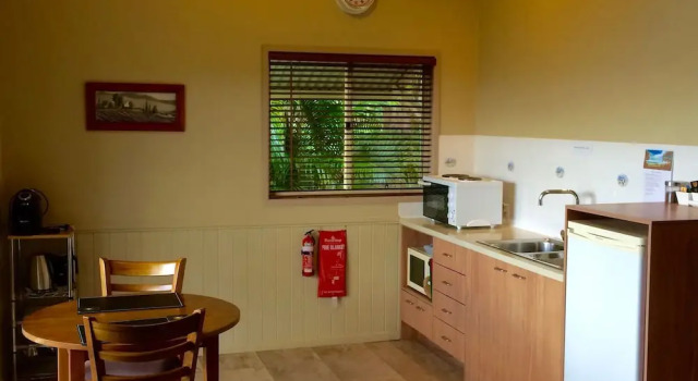 Коттедж с балконом Maleny Luxury Cottages