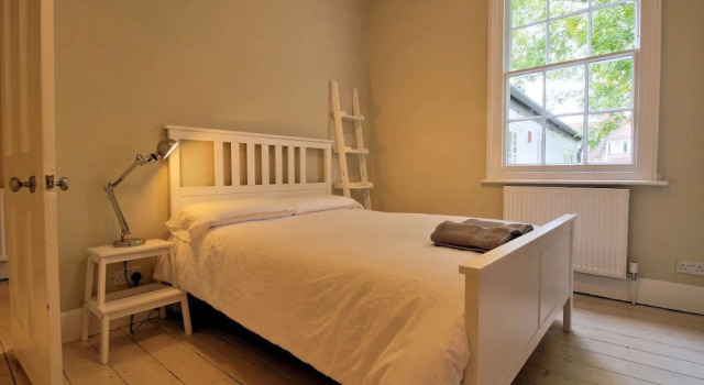Lovely 4 bed Family Home in Jericho, Oxford, Забронировать Отель Отели Оксфорда 3 звезды, рядом с St Anthony's College, 3*