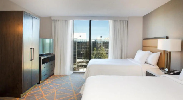 Четырёхместный люкс Embassy Suites by Hilton Denver Tech Center North