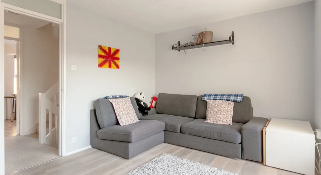 Modern 3 Bedroom Family Home in Hackney, Забронировать Дом для отпуска Коттеджи Большого Лондона, Коттедж