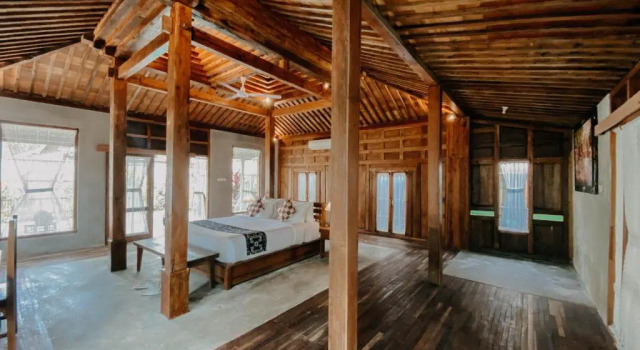 Вилла Deluxe Sarini Villas
