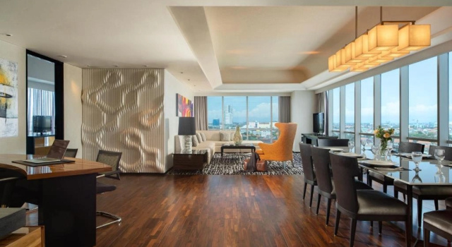 Dublu suite ARTOTEL Hayam Wuruk Surabaya