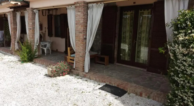 Appartamenti per vacanze Valle Onesta, Забронировать Отель Отели Фоллоника с парковкой, Парковка