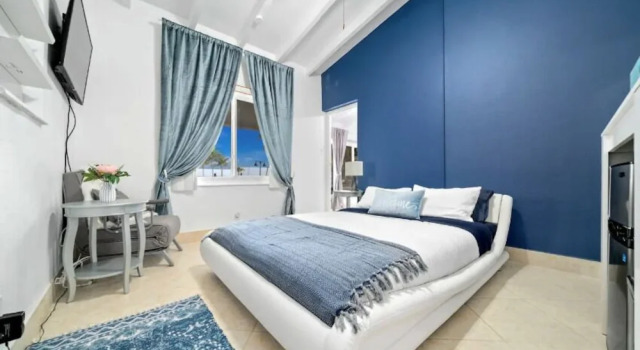 Studio On The Sand! Wake Up To The Waves/30day Min Studio Bedroom Home
