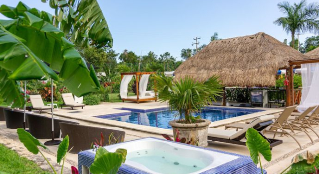Tsaakik Jungle Hotel & Spa
