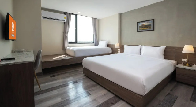 Трёхместный номер Deluxe B2 Korat Premier Hotel