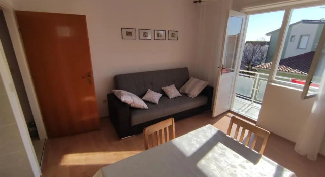 Апартаменты с 2 комнатами с балконом и с красивым видом из окна Apartment Landeka