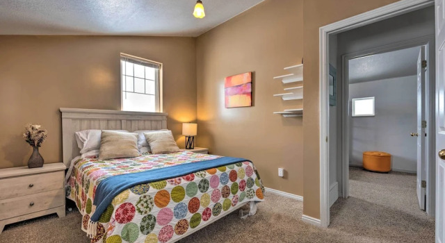 Family-friendly Logan Farmhouse w/ Yard & Near USU, Prenota Hotel Logan Utah
