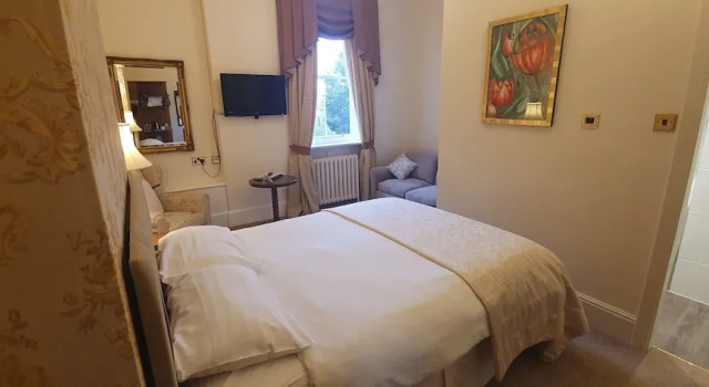 Номер Classic The Upper House