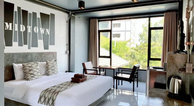 Номер Standard с видом на бассейн Midtown Sukhothai