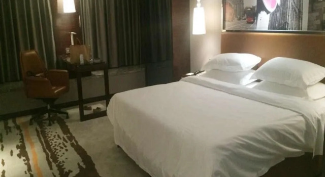 Beishide Hotel, Boek Hotel Hotels in Guangdong met parkeren, Parkeren