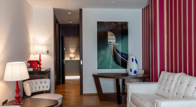 Двухместный полулюкс c 1 комнатой Courtyard by Marriott Venice Airport