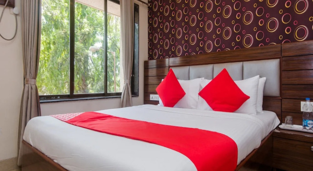 Hotel Royal Park Residency