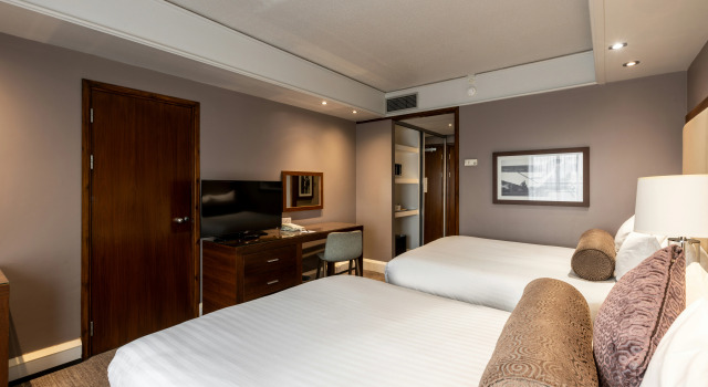 Sandman Signature London Gatwick Hotel, Забронировать Отель Отели Исторического графства Суссекса с бассейном, Бассейн