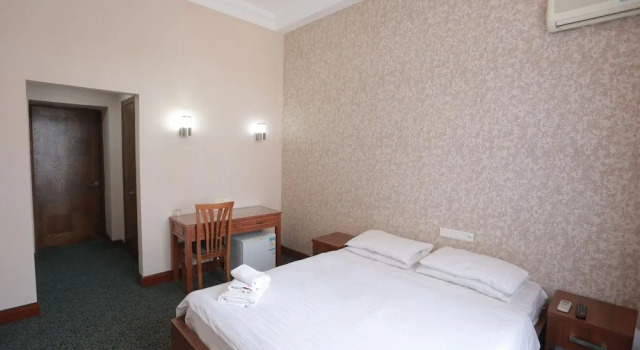 Hotel Termez Intourist, Prenota Hotel Hotel a Surkhandarya region con parcheggio, Parcheggio