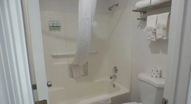 Четырёхместный номер Standard GreenTree Inn of Holbrook, AZ