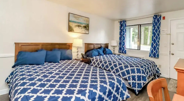 Четырёхместный номер Deluxe Belfair Motel