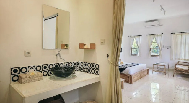 Ubud Glassy Villa by Pramana Villas, Rezerwuj Willa Hotele w Gianyar z basenem, Basen