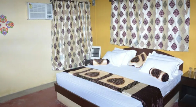 Jungle Leela Resort, Rezerwuj Ośrodek wypoczynkowy Hotele w Uttarakhand z basenem, Basen
