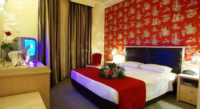 Suite cuádruple Iris Hotel
