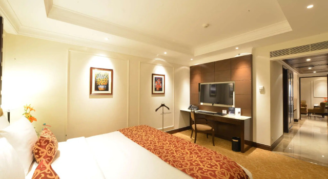 Двухместный люкс Business Ramada Plaza Chennai