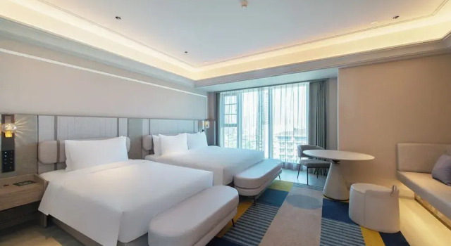 Четырёхместный семейный номер Standard Mercure Xiamen Science City