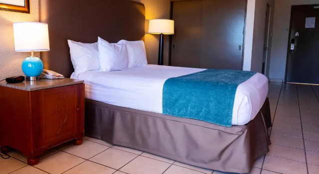 Номер Standard с видом на бассейн Rincon of the Seas Grand Caribbean Hotel