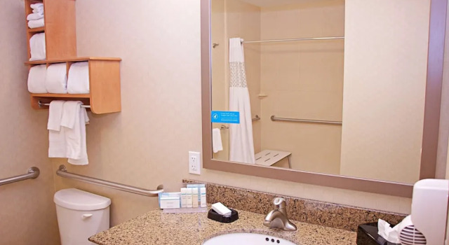 Studio Hampton Inn Sidney