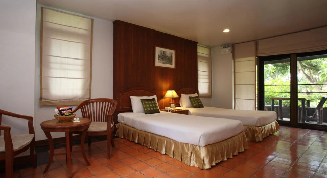Pasak Hillside Resort, Забронировать Курортный отель Чай Ба Дан Lopburi Province