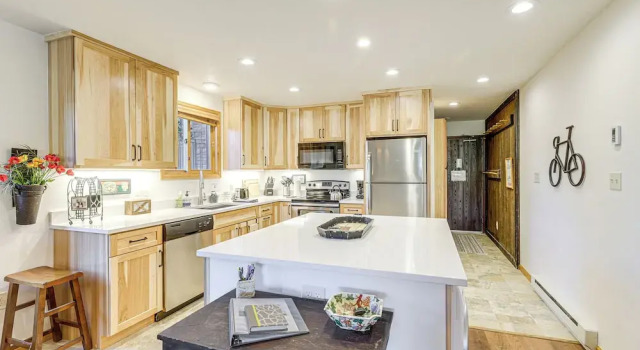 Апартаменты Walk to Ski Lifts: Cozy Crested Butte Condo