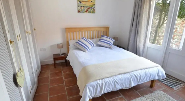 Lovely Holiday Home in Docking near Beach, Book Hotel Docking Norfolk