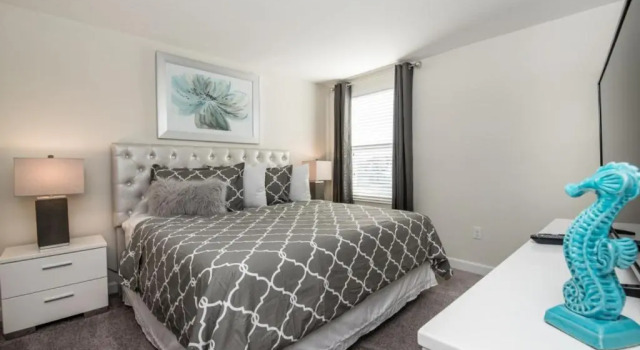 Live the Magic of Champion Gates 8 BD Sleep Up to 19 people