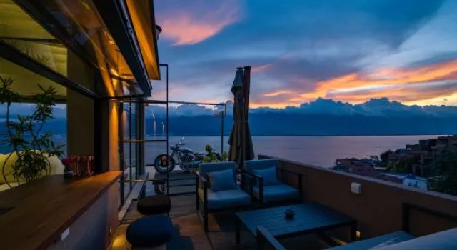 Clouds on the Horizon | Lotu Meisu·Cliff Seaview Resort Hotel (Dali Airport Erhai Branch), Reservar Resort Hotéis em Dali com estacionamento, Estacionamento