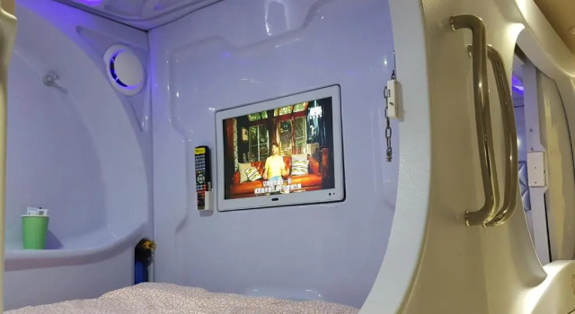 Capsula Standard 橙舍太空艙 TW Capsule Hostel