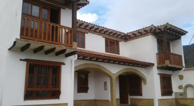 Hostal Everest, Prenota Hotel Hotel a Boyacá con parcheggio, Parcheggio